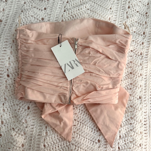 Elegant Pink Strapless Dress with Bow - Picture 3 of 6